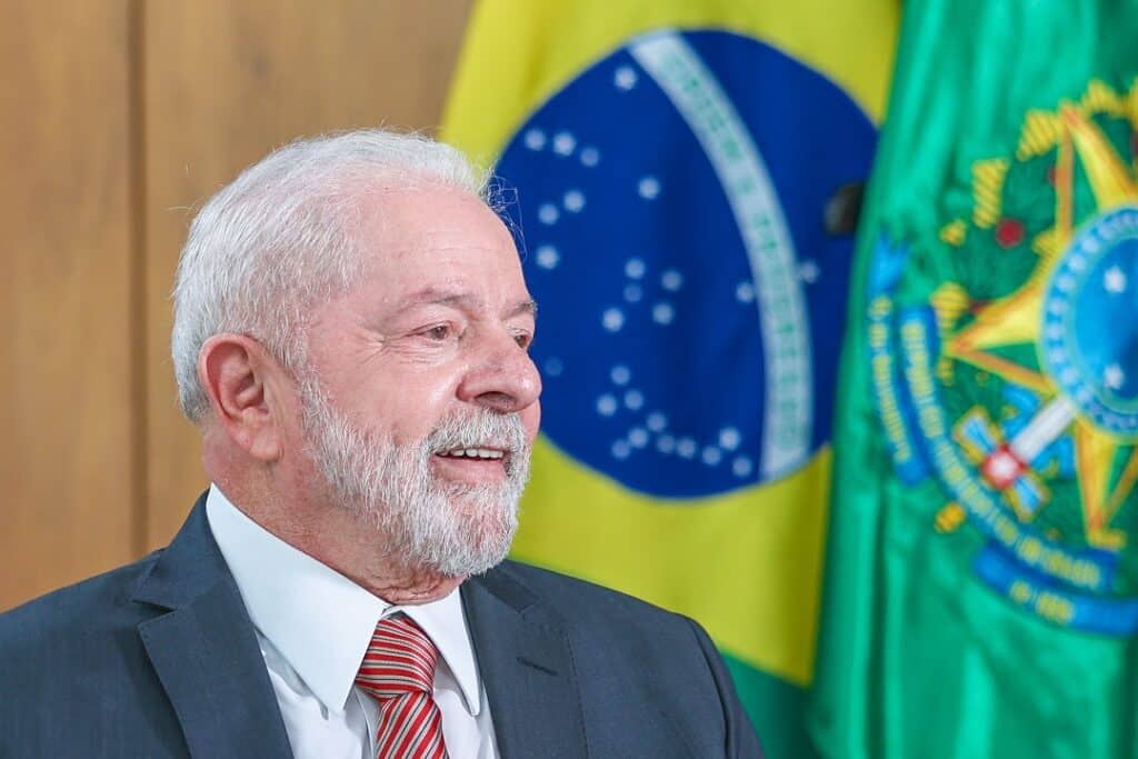 Lula veta projeto que zera IPI de móveis e eletrodomésticos para famílias atingidas por desastres