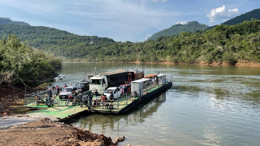 Acesso à balsa de Santa Bárbara passará por reformas na terça-feira.