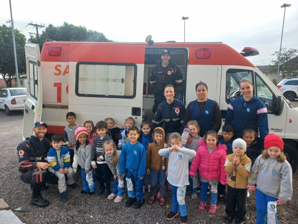 Estudantes de Bento Gonçalves conhecem o trabalho do SAMU