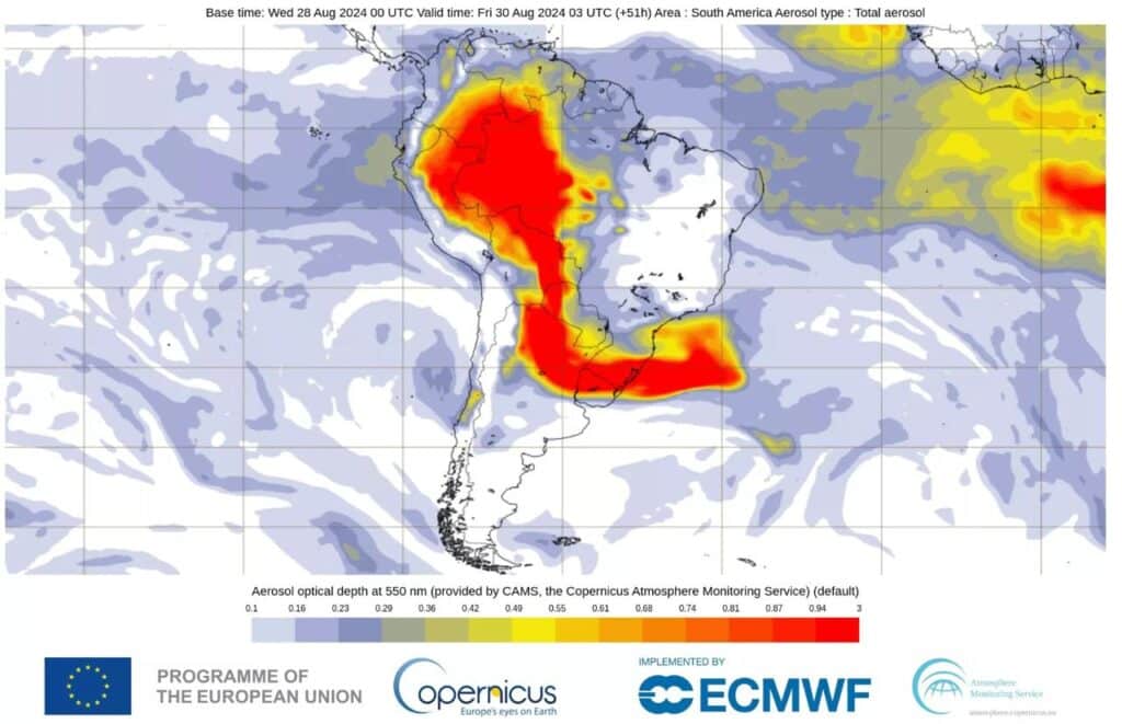 Fumaça da Amazônia chegando ao Rio Grande do Sul.