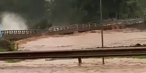 Ponte de Cotiporã começa a ser reconstruída