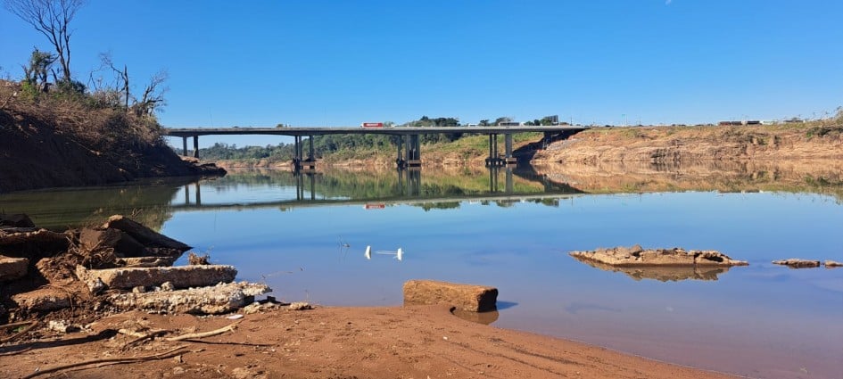 Governo realiza segunda etapa de ação de desassoreamento no Rio Taquari-Antas